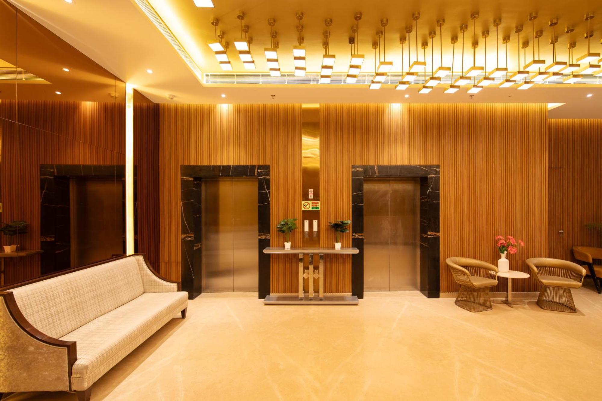 Hometel Alambagh Lucknow - A Sarovar Hotel Eksteriør bilde
