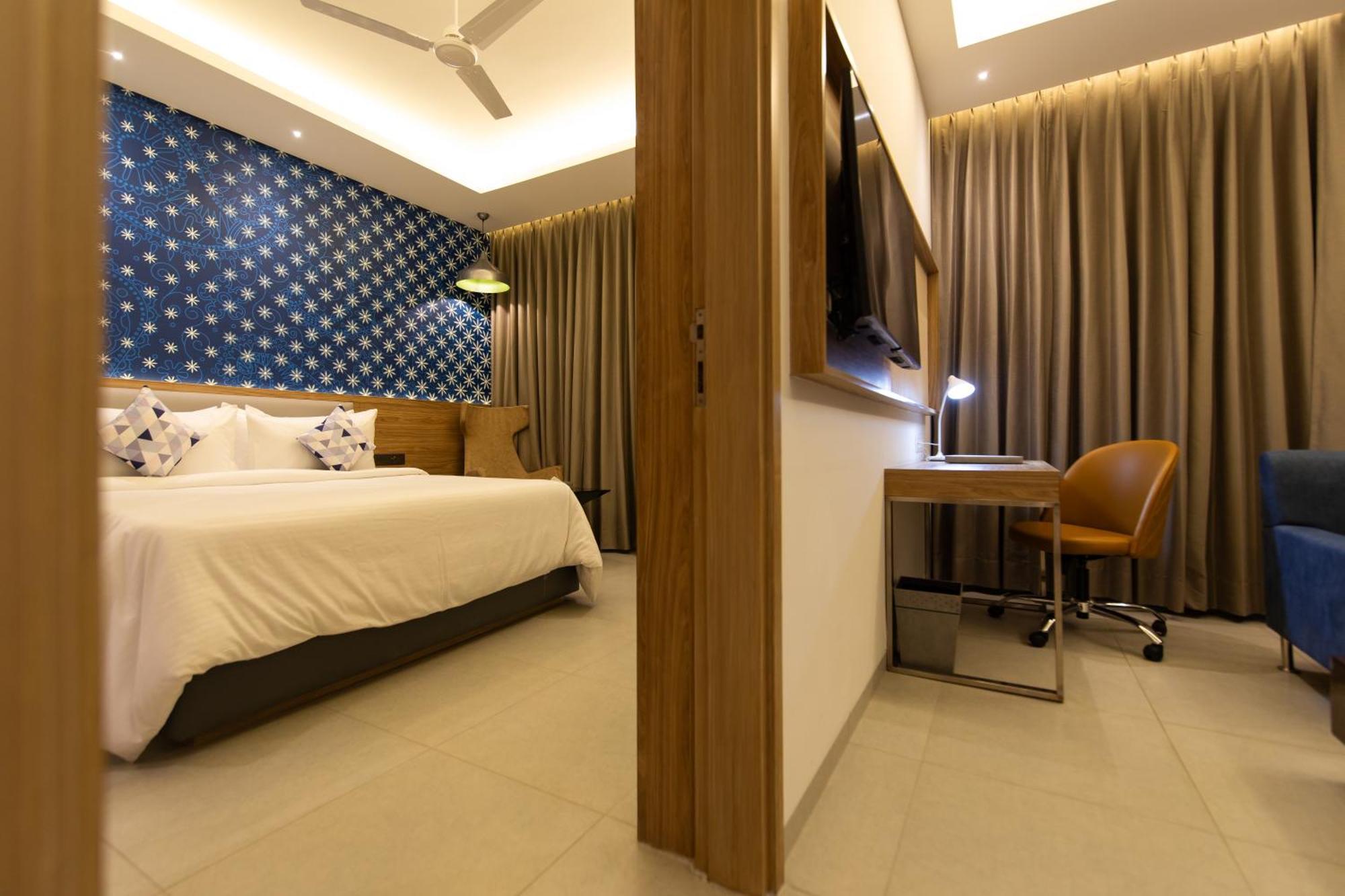 Hometel Alambagh Lucknow - A Sarovar Hotel Eksteriør bilde