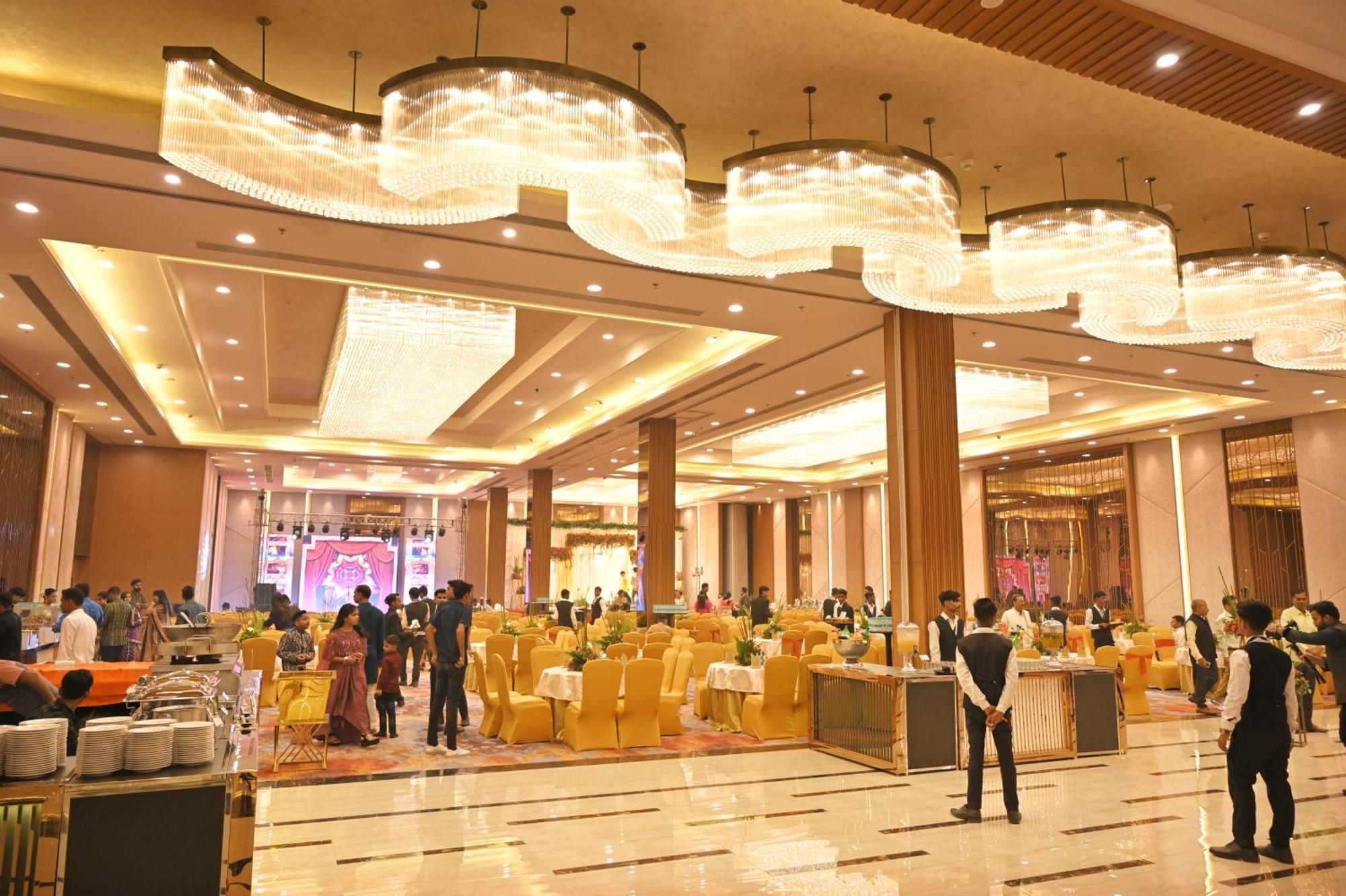 Hometel Alambagh Lucknow - A Sarovar Hotel Eksteriør bilde