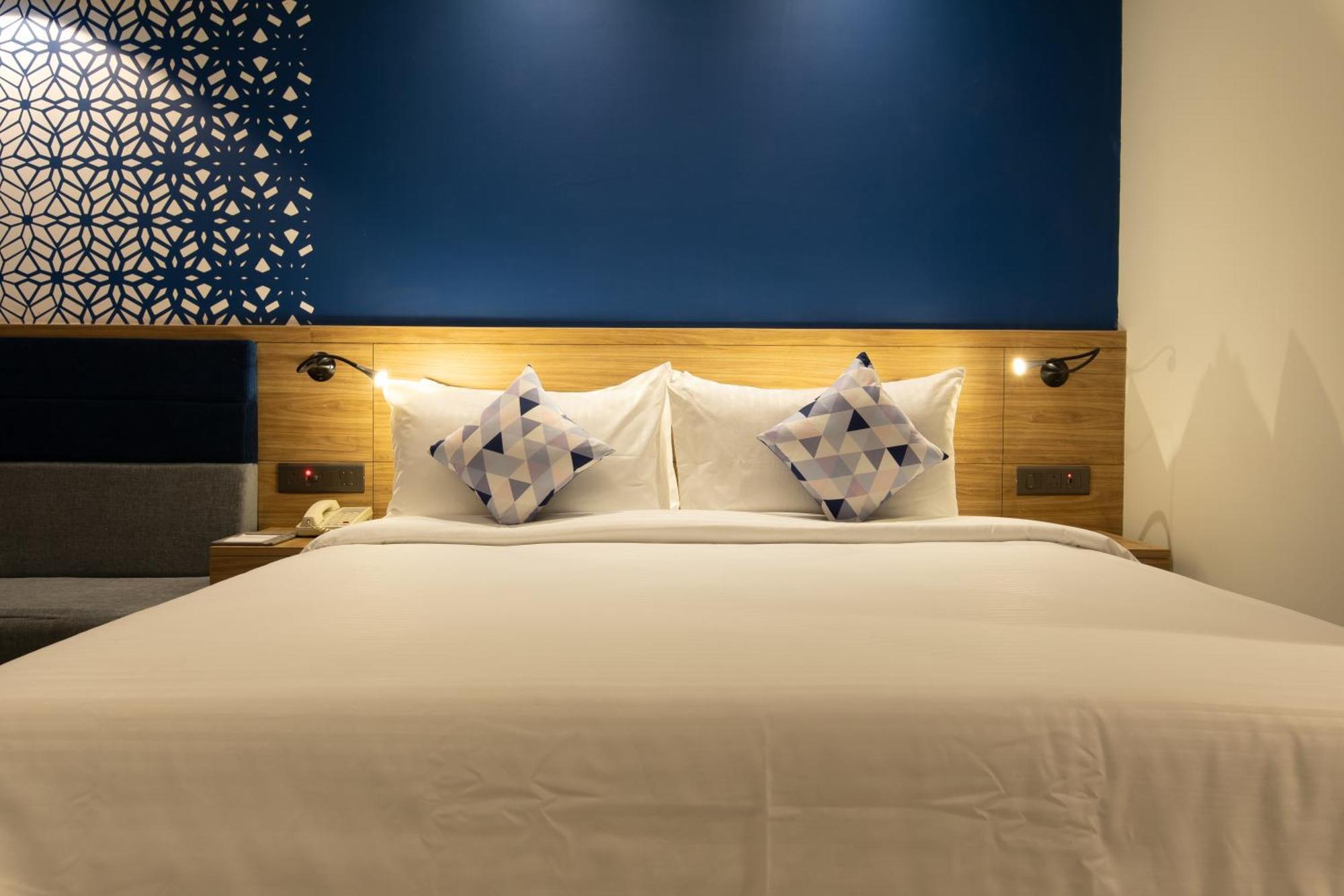 Hometel Alambagh Lucknow - A Sarovar Hotel Eksteriør bilde