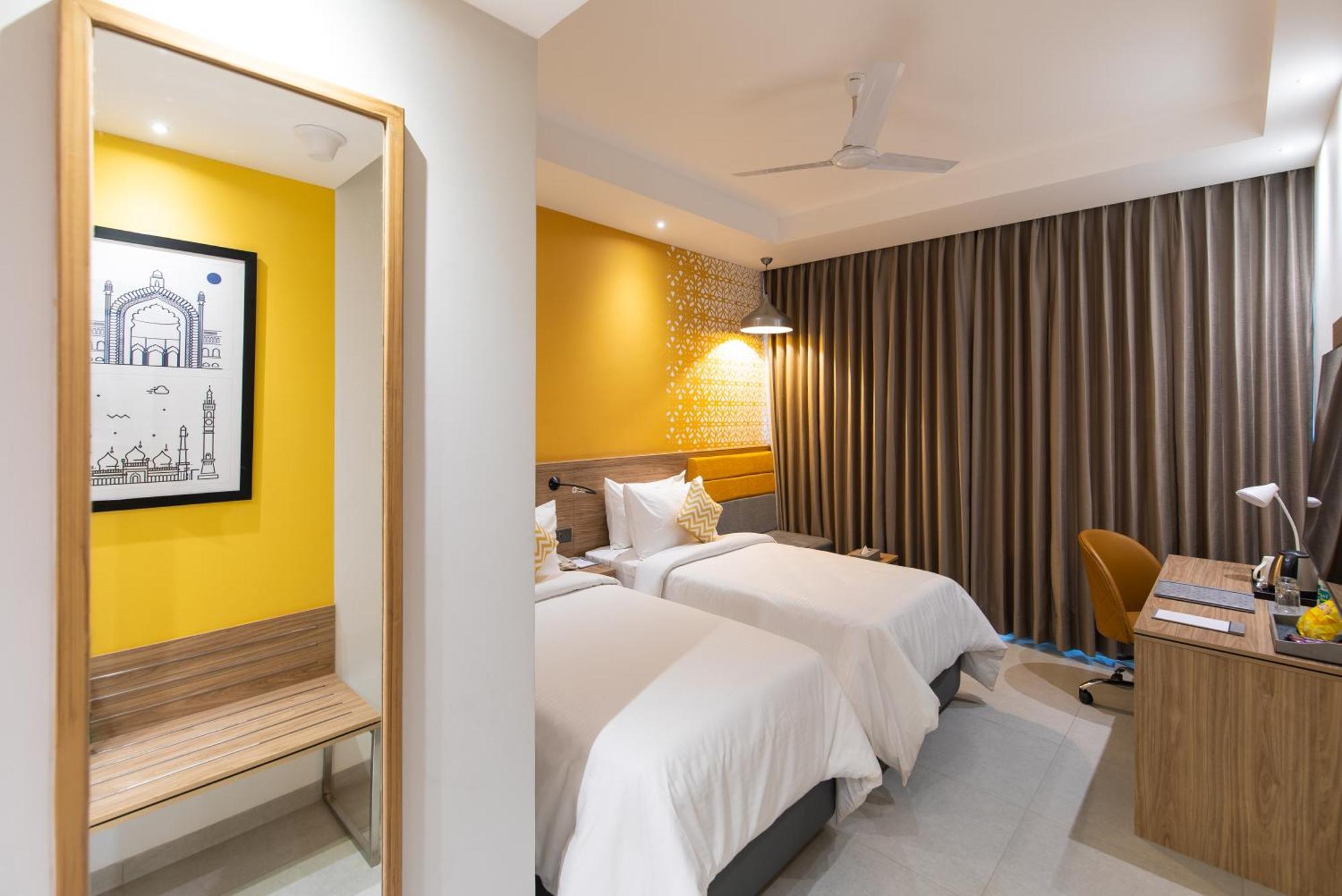 Hometel Alambagh Lucknow - A Sarovar Hotel Eksteriør bilde