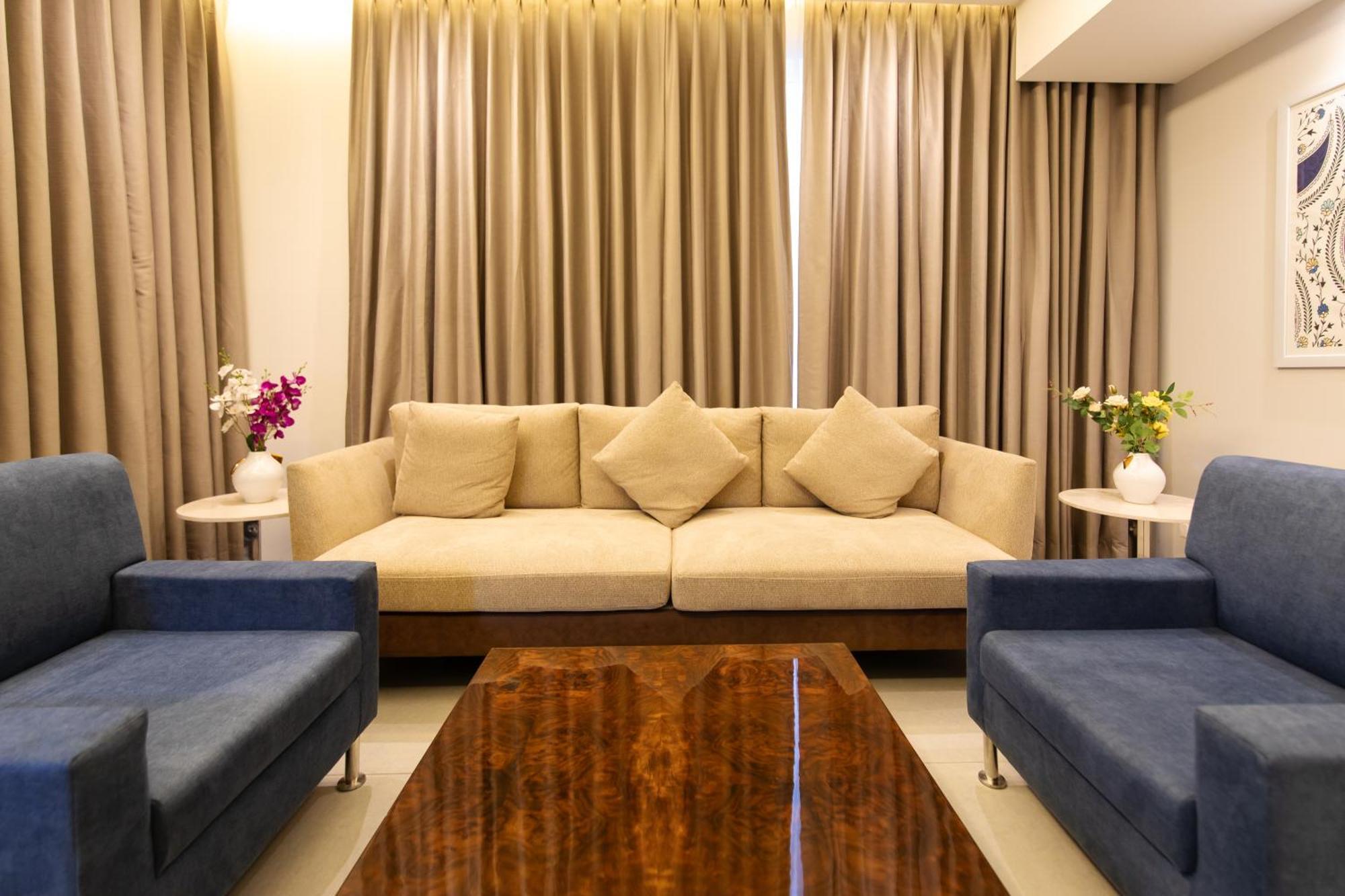 Hometel Alambagh Lucknow - A Sarovar Hotel Eksteriør bilde